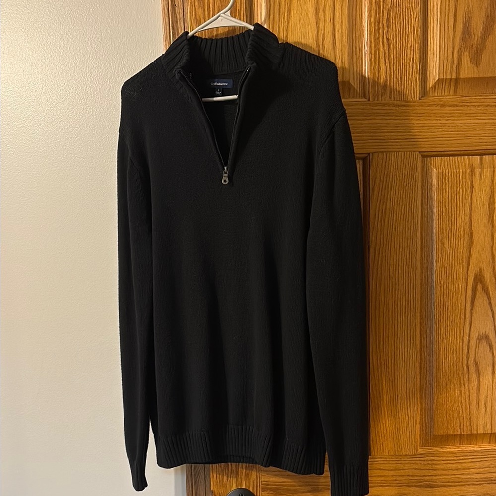 Croft & Borrow Men's Black quarter zip sweater